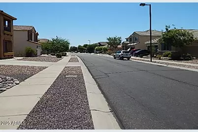 17830 W Columbine Drive, Surprise, AZ 85388 - Photo 6