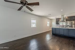 2112 North 25th Pl, Phoenix, AZ 85008 - Photo 10