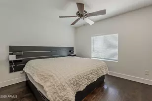 2112 North 25th Pl, Phoenix, AZ 85008 - Photo 14