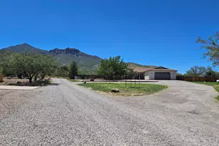 5137 E Maranatha Ln, Hereford, AZ 85615 - Photo 6