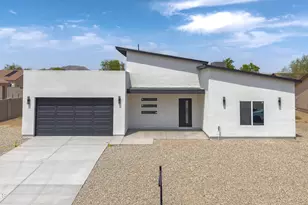 11752 W Benito Dr, Arizona City, AZ 85123 - Photo 1