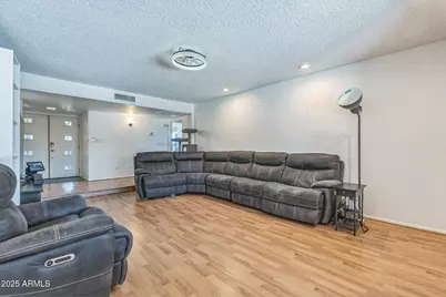 3833 W Phelps Road, Phoenix, AZ 85053 - Photo 12