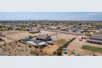 30317 W Roosevelt Street, Buckeye, AZ 85396 - Photo 46