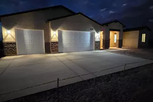 22204 W Dale Ln, Wittmann, AZ 85361 - Photo 12