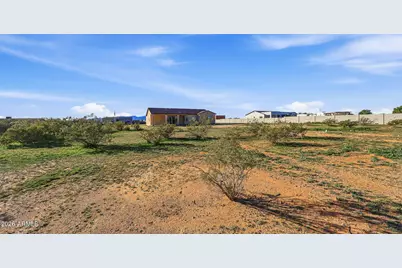 22204 W Dale Lane, Wittmann, AZ 85361 - Photo 40