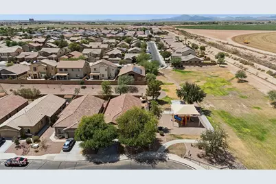 46179 W Starlight Drive, Maricopa, AZ 85139 - Photo 2