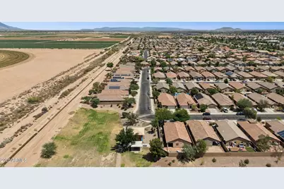 46179 W Starlight Drive, Maricopa, AZ 85139 - Photo 34