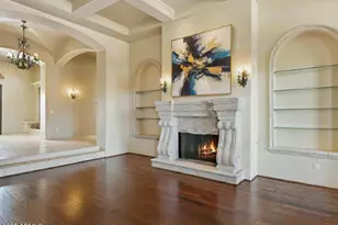 5738 N 32nd Pl, Paradise Valley, AZ 85253 - Photo 8