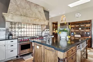 5738 N 32nd Pl, Paradise Valley, AZ 85253 - Photo 12