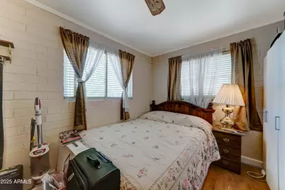 12005 N 113th Avenue, Youngtown, AZ 85363 - Photo 14