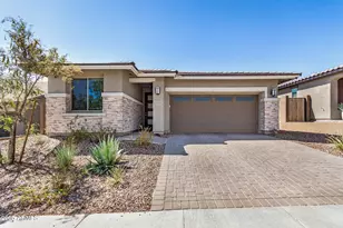 13319 W Red Range Wy, Peoria, AZ 85383 - Photo 2