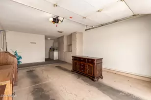 17058 N 106th Ave, Sun City, AZ 85373 - Photo 18