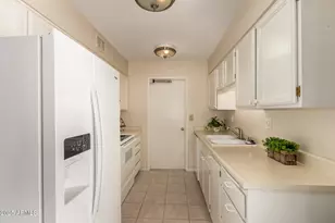 17058 N 106th Ave, Sun City, AZ 85373 - Photo 24