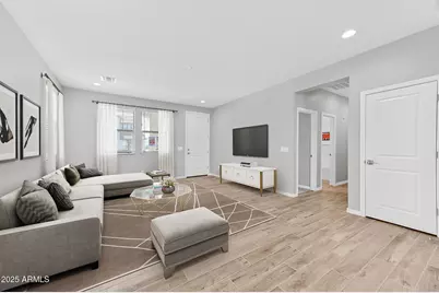 9994 W Piccadilly Road, Avondale, AZ 85392 - Photo 6