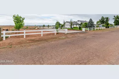 775 N Apple Blossom Lane, Snowflake, AZ 85937 - Photo 10