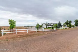 775 N Apple Blossom Ln, Snowflake, AZ 85937 - Photo 10