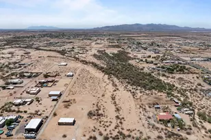 20909 W Bradley Rd, Wittmann, AZ 85361 - Photo 32