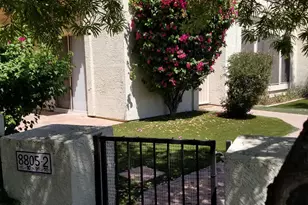 8805 S 51st St, Phoenix, AZ 85044 - Photo 2