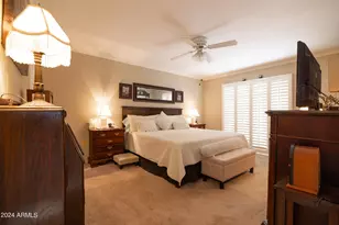 10630 W Pineaire Dr, Sun City, AZ 85351 - Photo 18