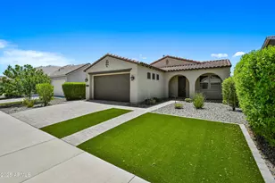 17163 W Thousand Oaks, Surprise, AZ 85388 - Photo 1