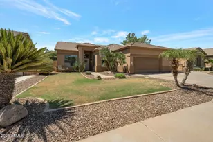 213 E Smoke Tree Rd, Gilbert, AZ 85296 - Photo 2