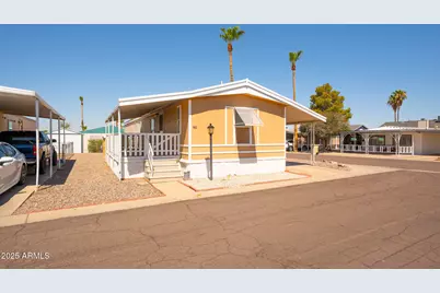 10955 N 79th Avenue #60, Peoria, AZ 85345 - Photo 2