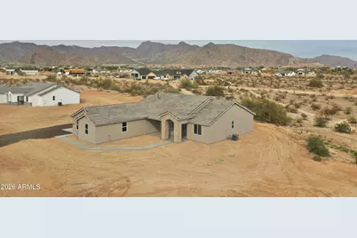 20122 W Hazelwood Street, Litchfield Park, AZ 85340 - Photo 2