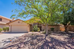 9021 S Drea Ln, Tempe, AZ 85284 - Photo 1