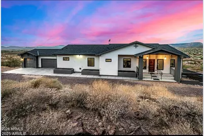 1829 W Cloud Road, Phoenix, AZ 85086 - Photo 2