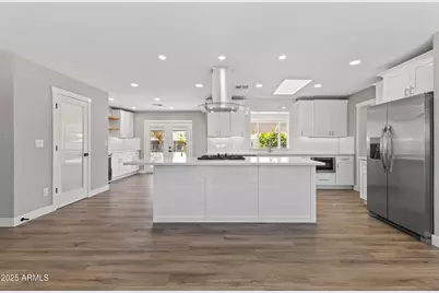 10423 W Monterosa Drive, Sun City, AZ 85351 - Photo 8