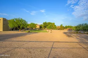 2423 E Arrowhead Trail, Gilbert, AZ 85297 - Photo 40