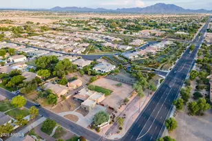 2423 E Arrowhead Trail, Gilbert, AZ 85297 - Photo 10