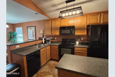 776 W Fairlane Court, Casa Grande, AZ 85122 - Photo 4