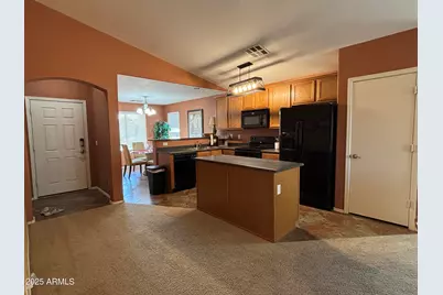 776 W Fairlane Court, Casa Grande, AZ 85122 - Photo 4