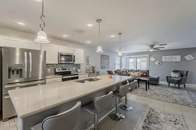 1752 E Desert Breeze Place, Casa Grande, AZ 85122 - Photo 4