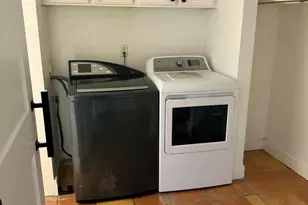 349 E Thomas Rd, Phoenix, AZ 85012 - Photo 12