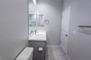 11007 W Pierce St, Avondale, AZ 85323 - Photo 28