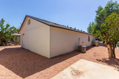 6713 N 56th Avenue, Glendale, AZ 85301 - Photo 42