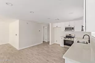 6713 N 56th Ave, Glendale, AZ 85301 - Photo 14