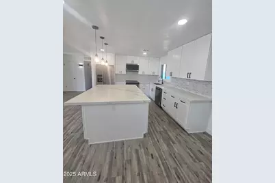 206 E Manhatton Drive, Tempe, AZ 85282 - Photo 2