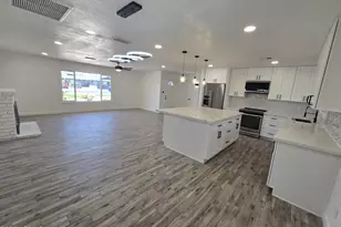 206 E Manhatton Dr, Tempe, AZ 85282 - Photo 8