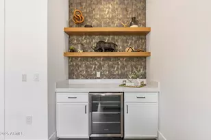 2305 E South Mountain Ave, Phoenix, AZ 85042 - Photo 60