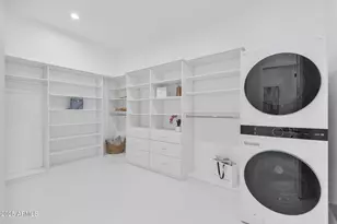 2309 E South Mountain Ave, Phoenix, AZ 85042 - Photo 58