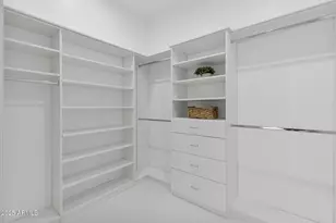 2305 E South Mountain Ave, Phoenix, AZ 85042 - Photo 50