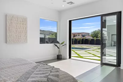 2305 E South Mountain Avenue, Phoenix, AZ 85042 - Photo 50