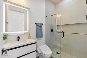 2305 E South Mountain Ave, Phoenix, AZ 85042 - Photo 54