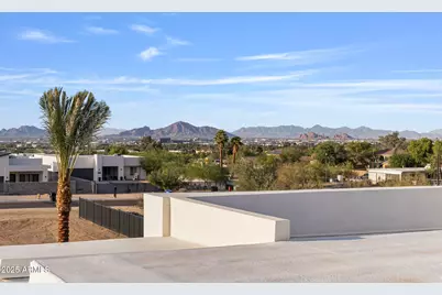 2305 E South Mountain Avenue, Phoenix, AZ 85042 - Photo 110