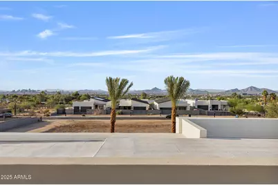 2305 E South Mountain Avenue, Phoenix, AZ 85042 - Photo 104