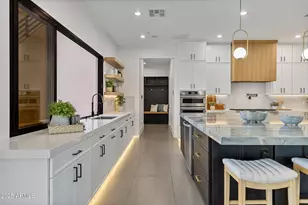 2305 E South Mountain Ave, Phoenix, AZ 85042 - Photo 42