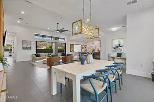 2305 E South Mountain Ave, Phoenix, AZ 85042 - Photo 28